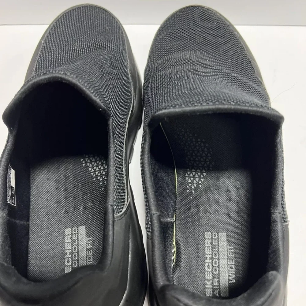 Skechers Men’s Go Walk Max Privy Sneakers Black, Size 12.5 EWW.